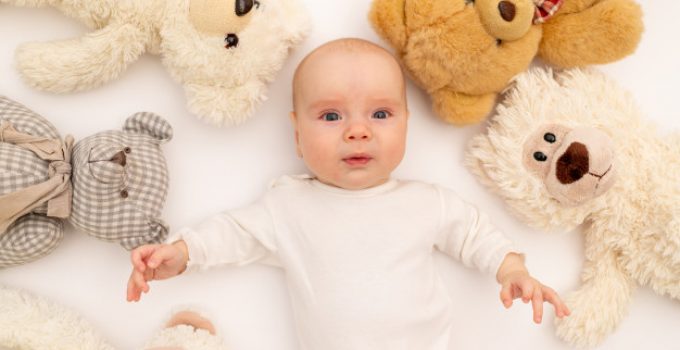 Comment apaiser mon enfant avec une peluche ?
